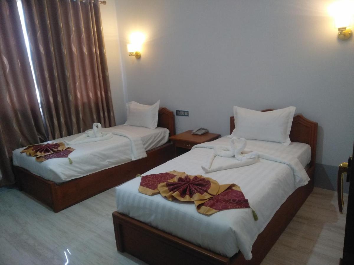 Mandalar May One Hotel Mandalaj Zewnętrze zdjęcie