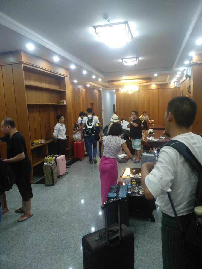 Mandalar May One Hotel Mandalaj Zewnętrze zdjęcie