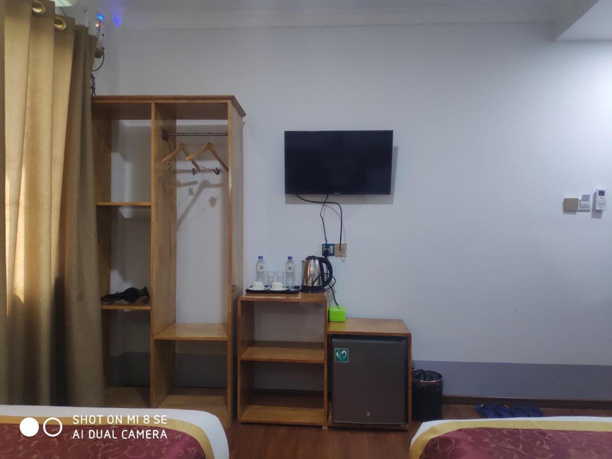 Mandalar May One Hotel Mandalaj Zewnętrze zdjęcie