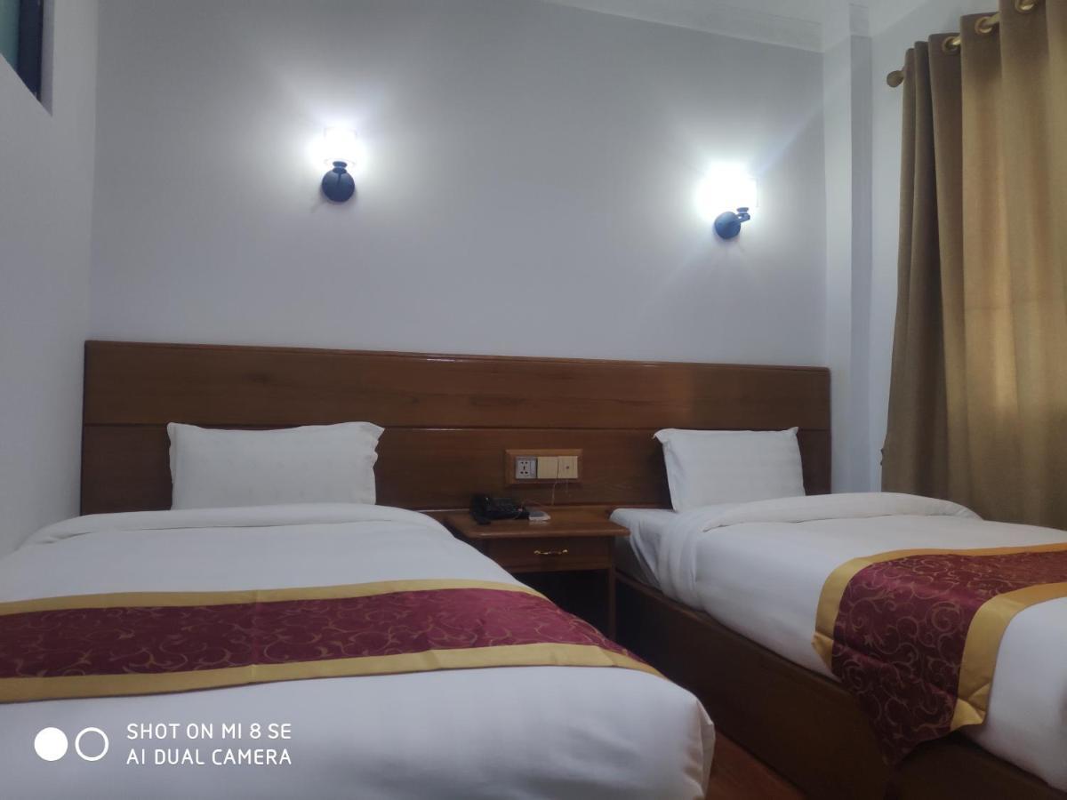 Mandalar May One Hotel Mandalaj Zewnętrze zdjęcie