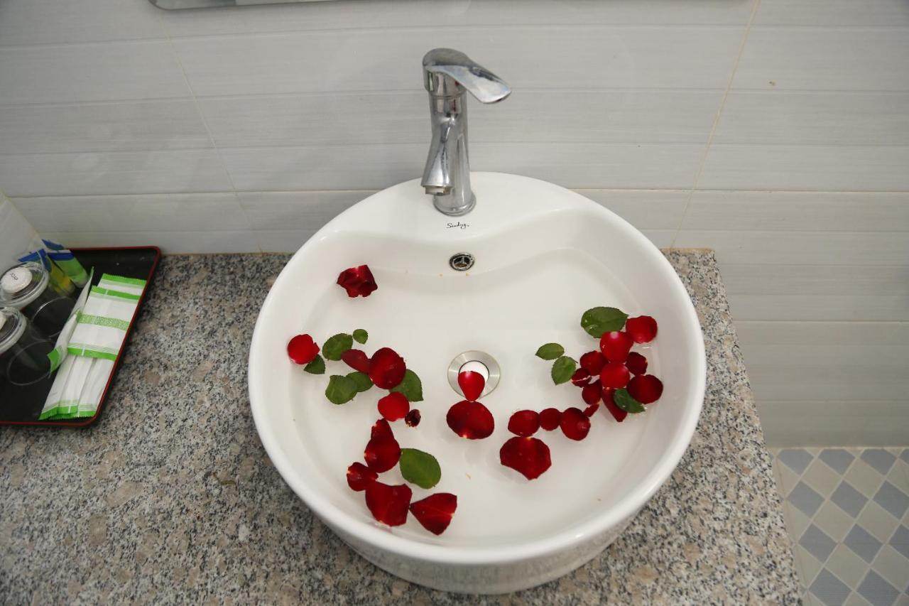 Mandalar May One Hotel Mandalaj Zewnętrze zdjęcie